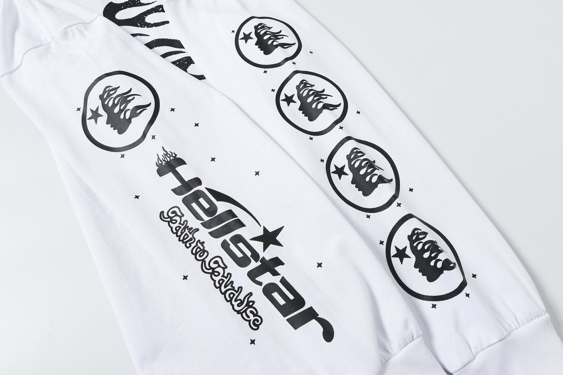 Hellstar Flaming Head Graphic Long-Sleeve T-Shirt — detail
