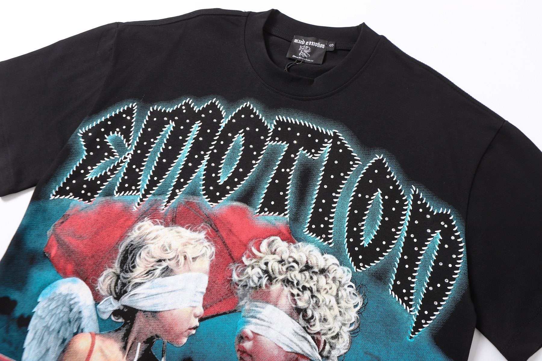 MIXED EMOTION Angel Graphic Short-Sleeve T-Shirt — detail