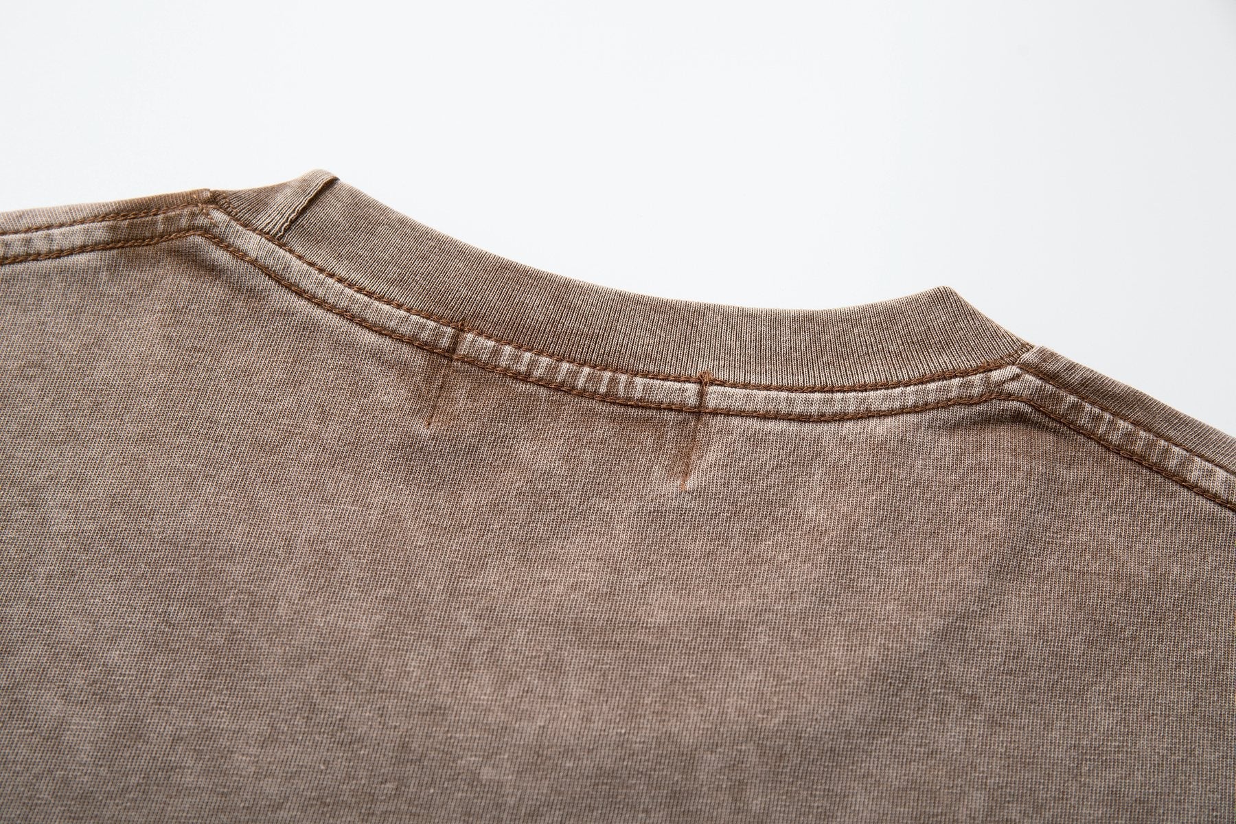 MAJESTIK Western Horse Graphic T-Shirt — detail