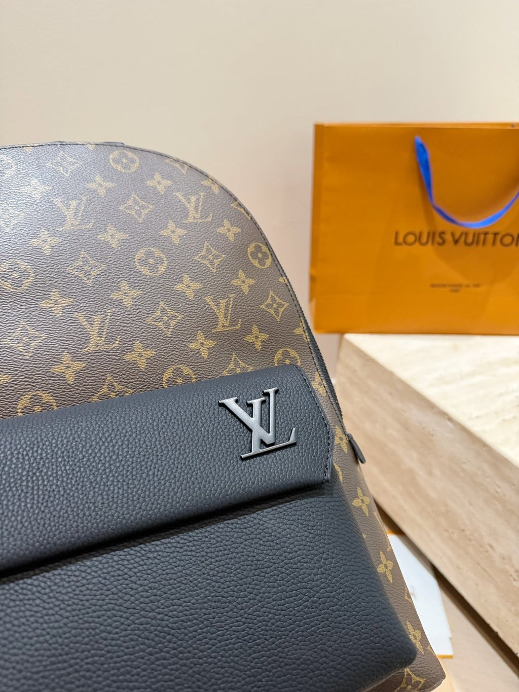 Louis Vuitton Discovery Backpack — detail
