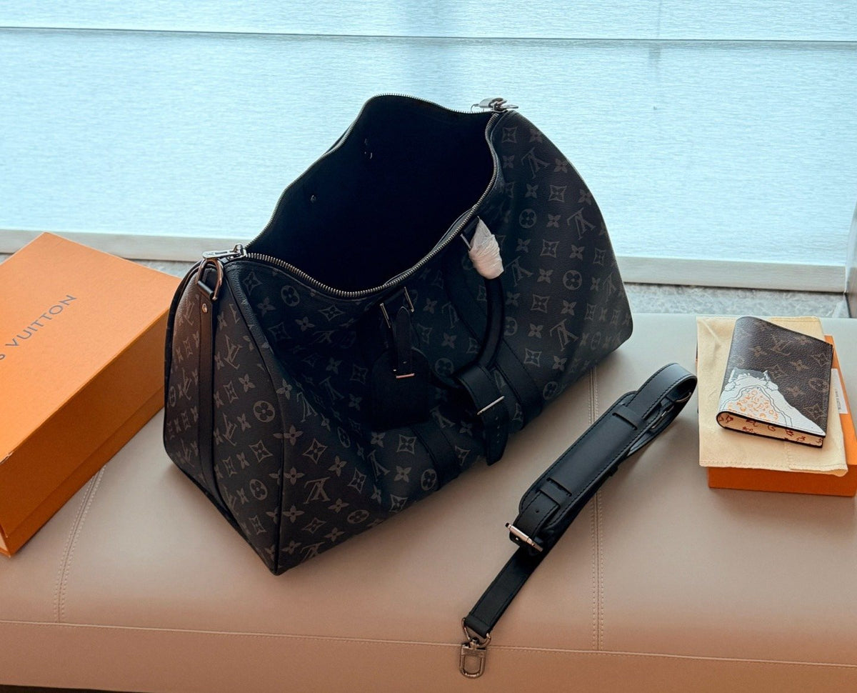 Louis Vuitton Keepall Black and Gray Monogram Duffel — detail