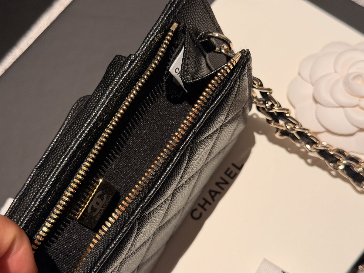 Chanel Diamond-Quilted Chain-Strap Phone Pouch — front
