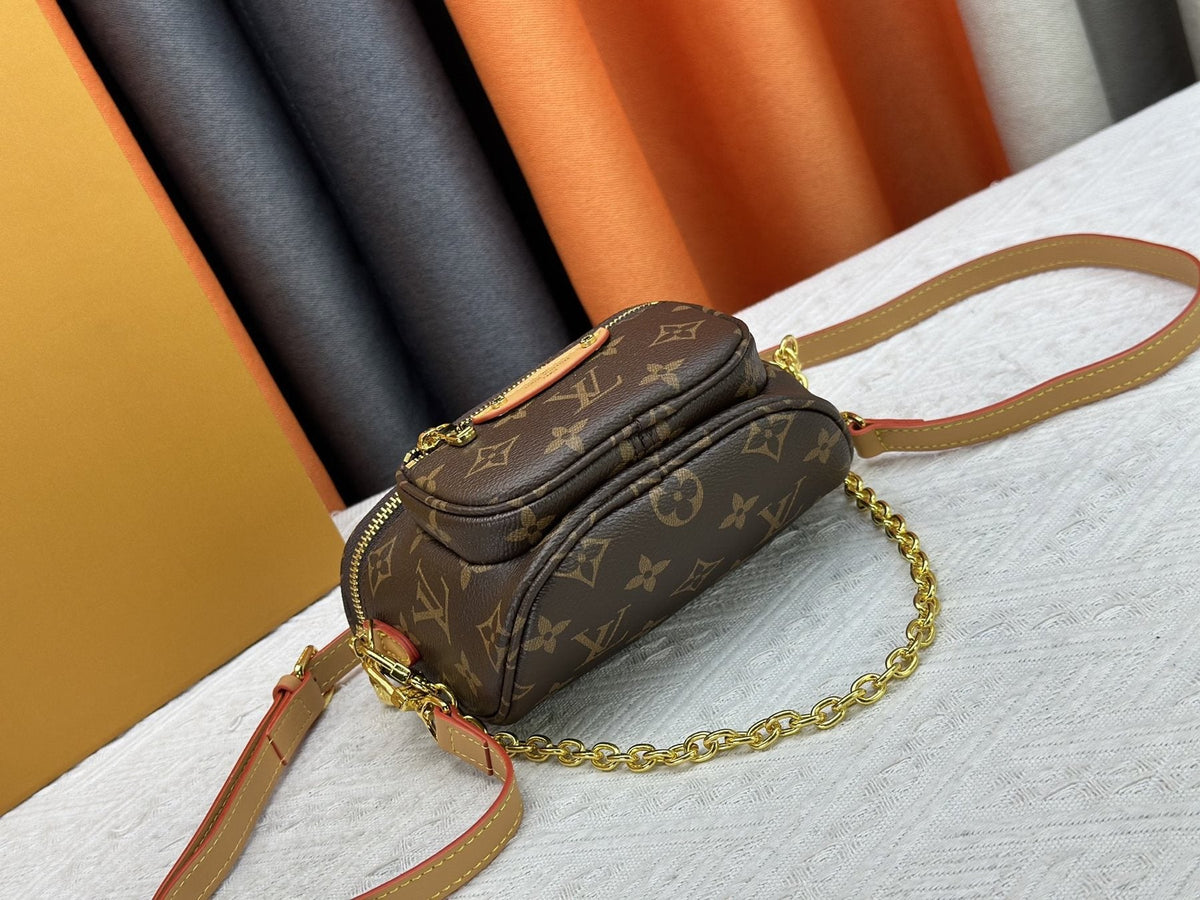 Louis Vuitton Monogram Bumbag — side