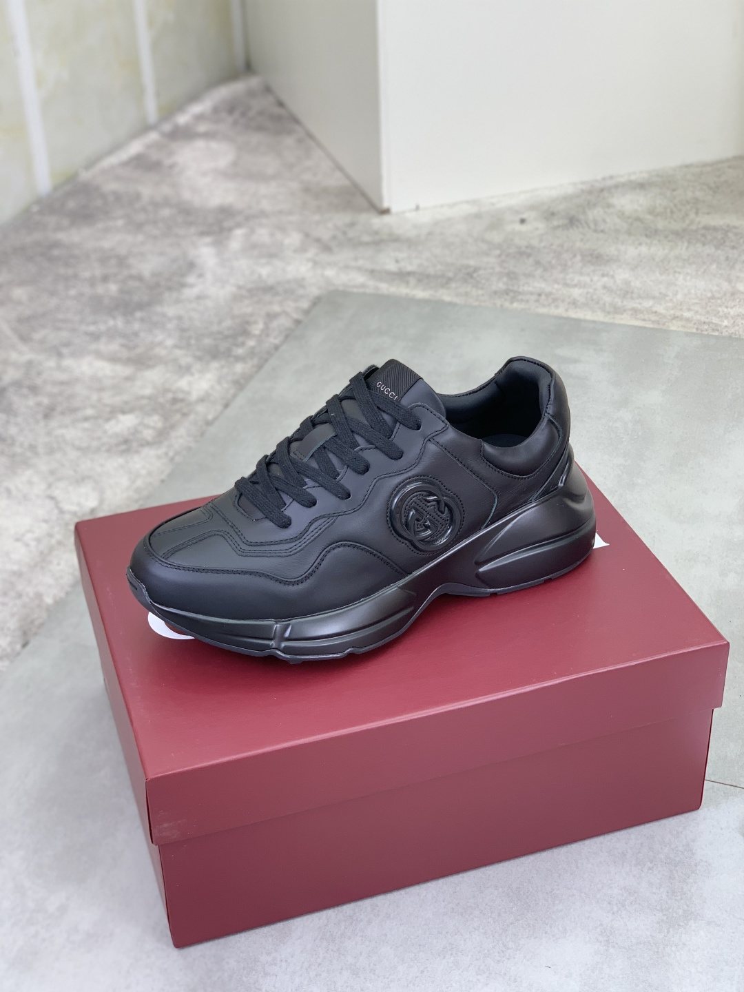 Gucci Paneled Chunky Sneakers — side