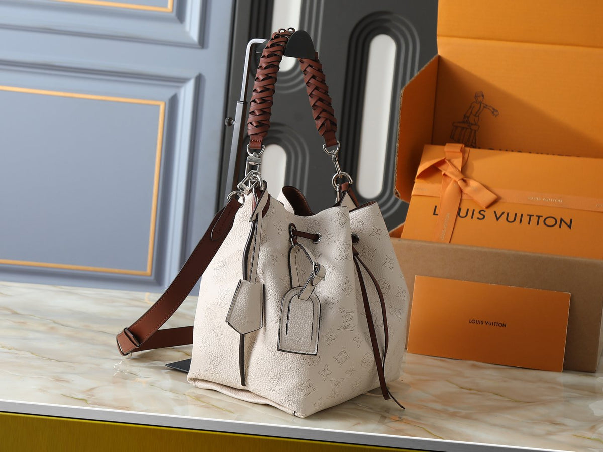 Louis Vuitton Muria Braided-Handle Bucket Bag — side