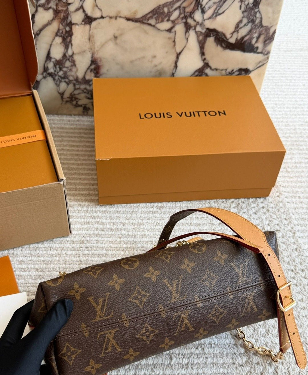 Louis Vuitton Carryall BB Monogram Shoulder Bag — detail