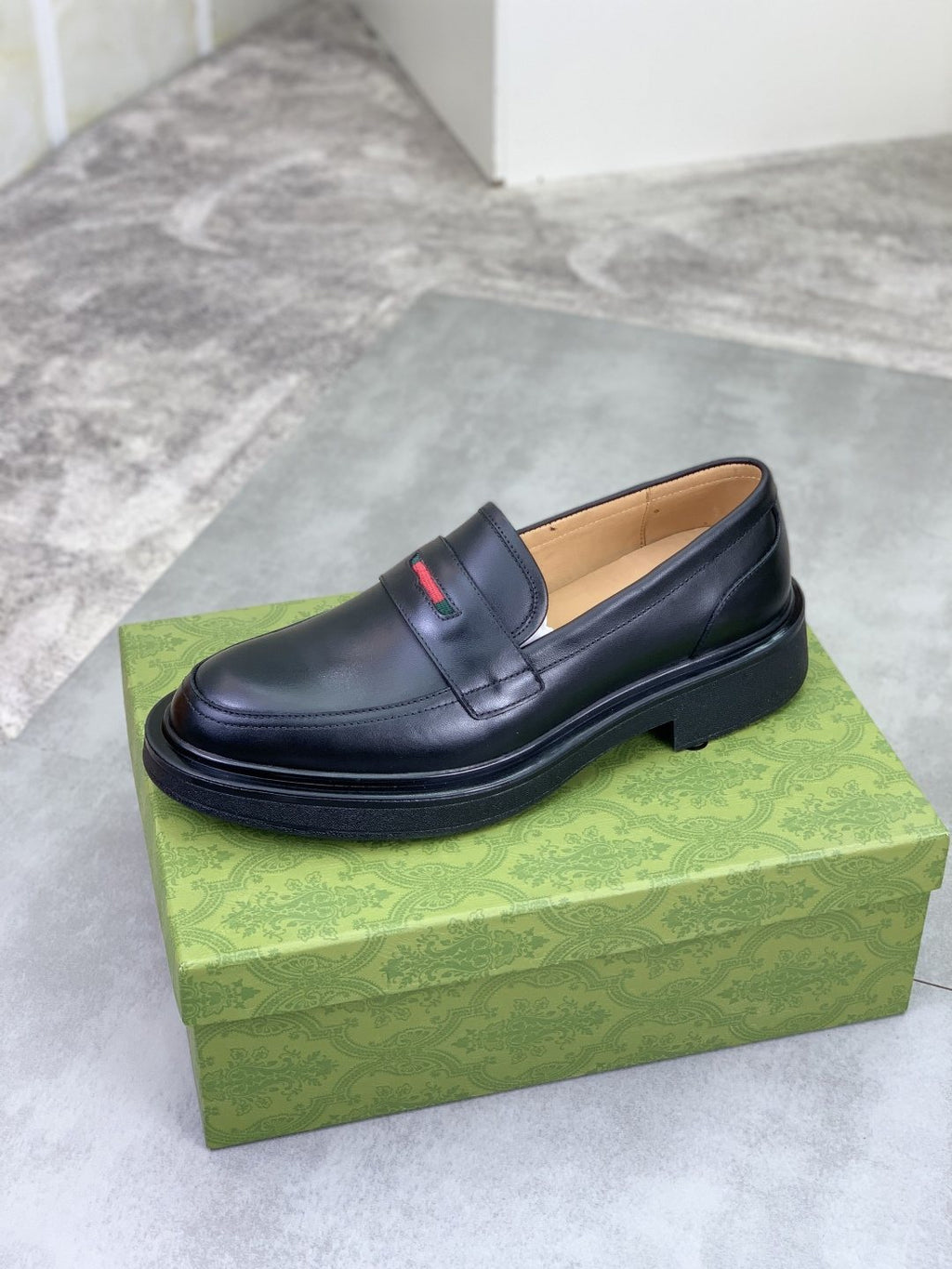 Gucci Black Loafers with Red and Green Accent — side