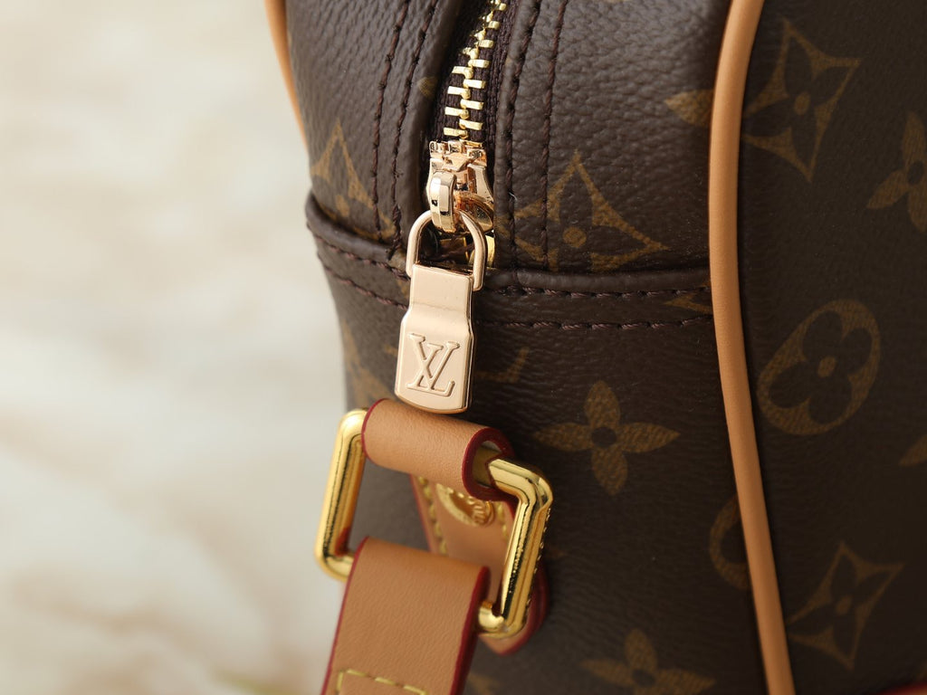Louis Vuitton Monogram Camera Crossbody Bag — detail