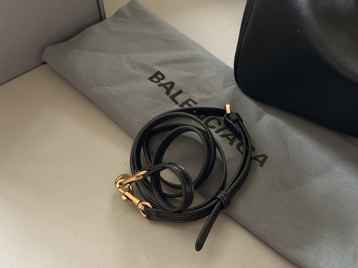 Balenciaga Rodeo Folded-Front Top-Handle Bag — detail