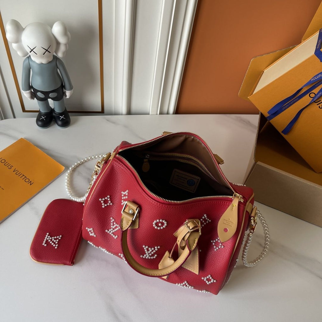 Louis Vuitton Speedy Bandoulière Pearl-Like Motif Satchel — detail