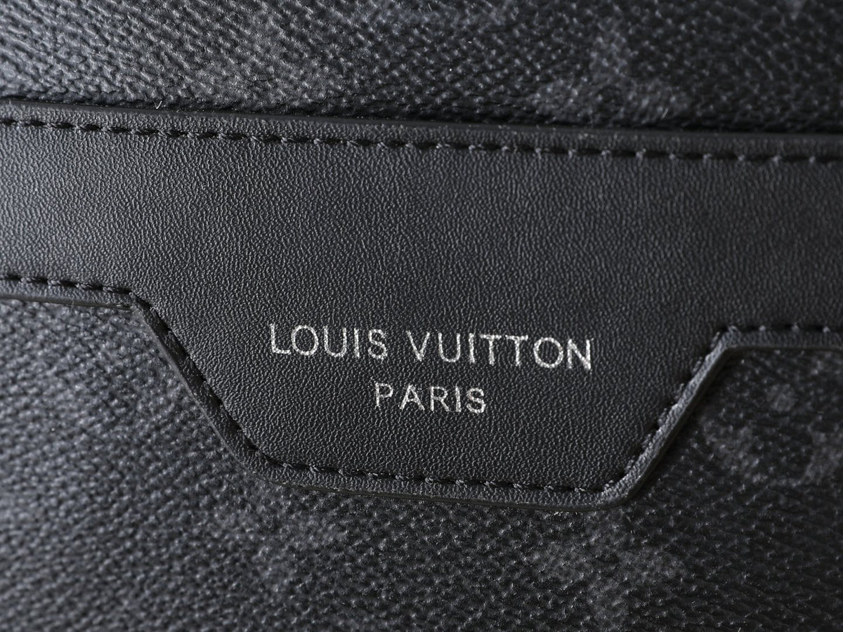 Louis Vuitton Alpha Monogram Messenger Bag — detail