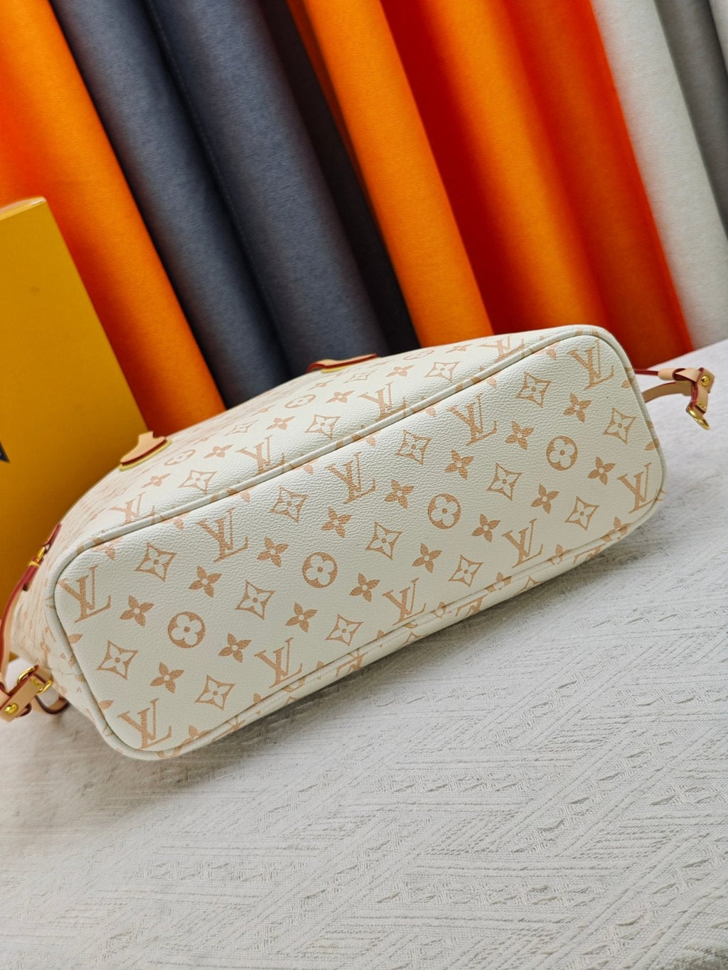 Louis Vuitton Neverfull Inside Out Monogram Tote — detail