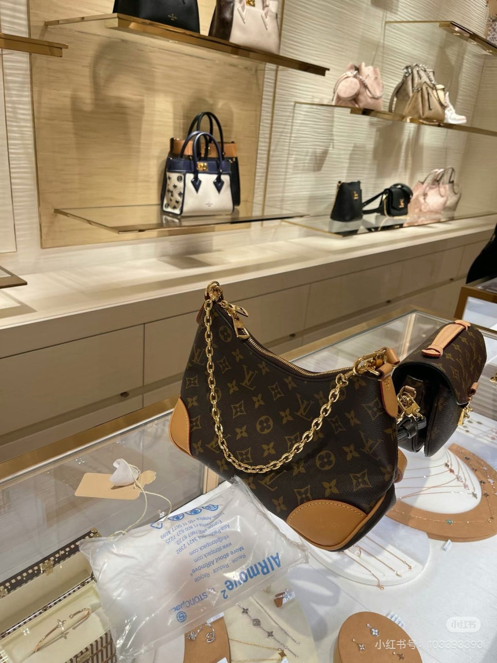Louis Vuitton Monogram Curved-Top Chain Shoulder Bag — side