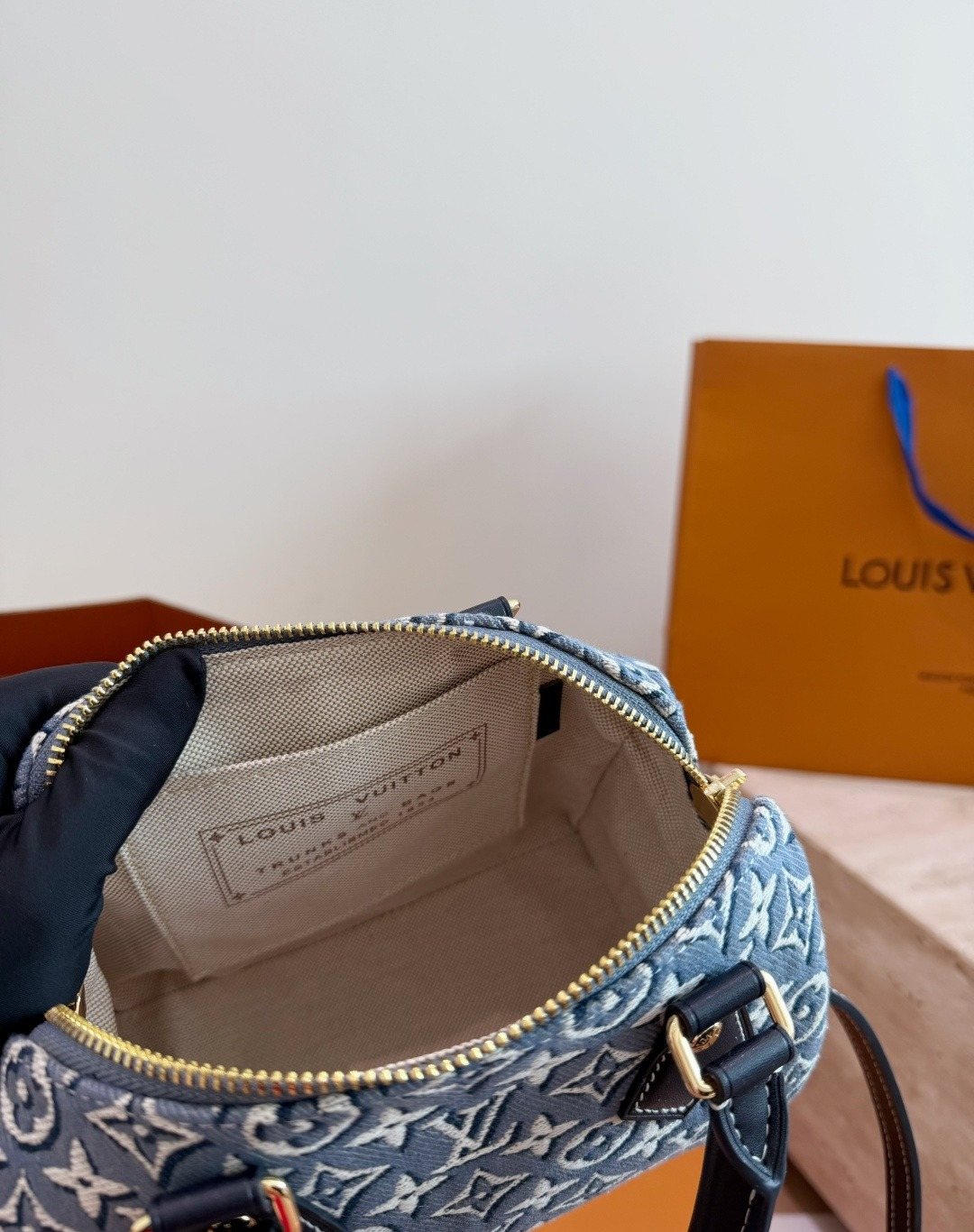 Louis Vuitton Speedy Blue Jacquard Satchel — detail