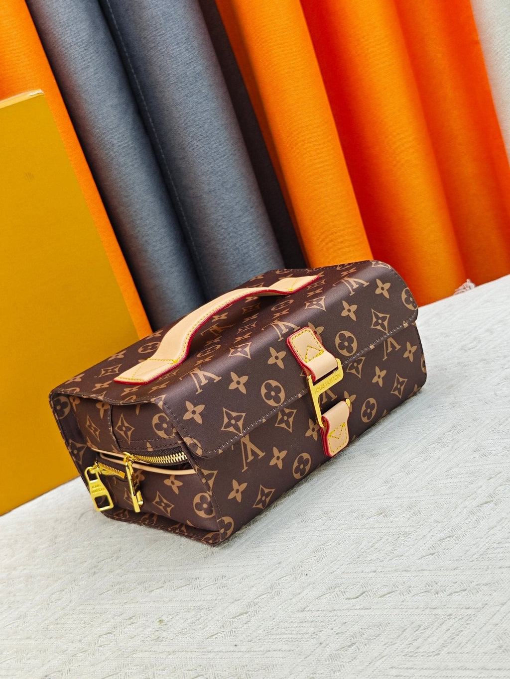 Louis Vuitton Hanging 2 Compartments Monogram Toiletry Bag — side