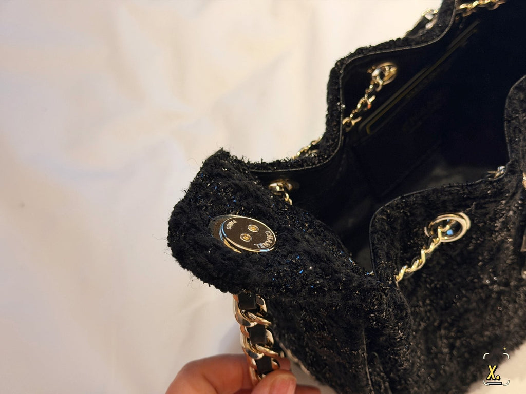 Chanel 25 Drawstring Shoulder Bag — detail