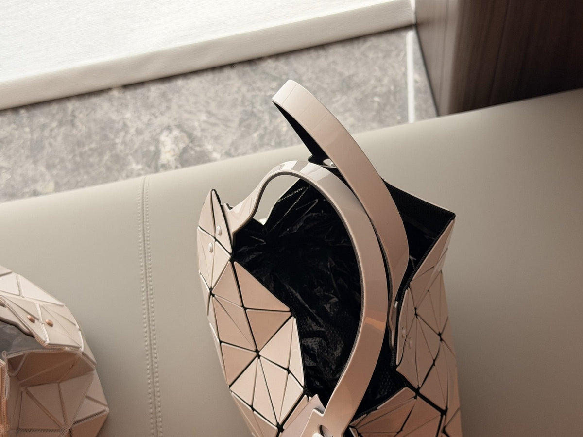 BAO BAO Carat Triangular-Panel Tote — detail