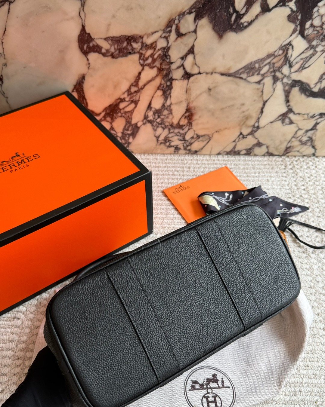 Hermès Garden Pebbled Leather Tote — detail